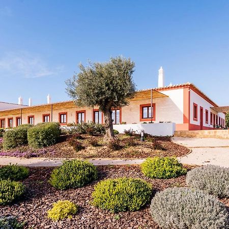 タヴィラ Quinta Da Baleeiraヴィラ エクステリア 写真